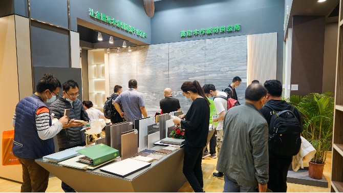 petg高光柜門板廠家松博宇勇于創(chuàng)新的匠心精神盡在廣州家具定制展